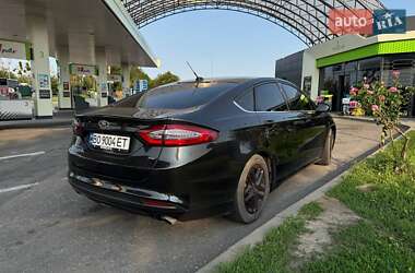 Седан Ford Fusion 2015 в 