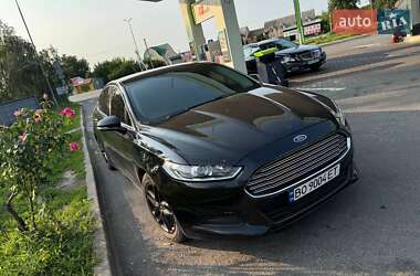 Седан Ford Fusion 2015 в Тернополі
