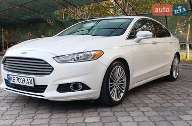 Седан Ford Fusion 2014 в 