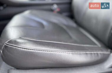 Седан Ford Fusion 2013 в 