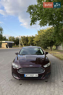 Седан Ford Fusion 2013 в 
