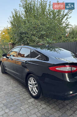 Седан Ford Fusion 2014 в 