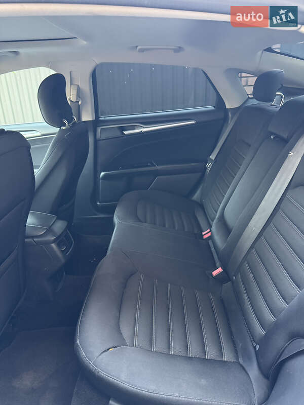 Седан Ford Fusion 2014 в Коломиї