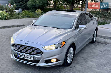 Седан Ford Fusion 2014 в 
