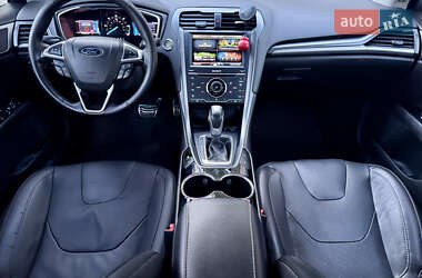 Седан Ford Fusion 2014 в 