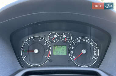 Хэтчбек Ford Fusion 2010 в 