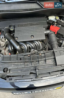 Хэтчбек Ford Fusion 2007 в 