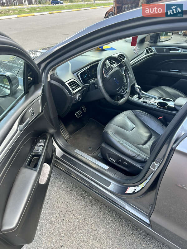 Седан Ford Fusion 2013 в Ирпене