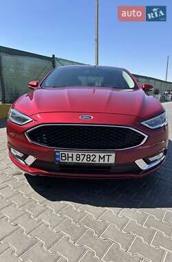 Седан Ford Fusion 2017 в 