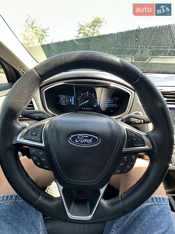 Седан Ford Fusion 2017 в Одессе