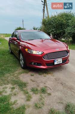 Седан Ford Fusion 2013 в 
