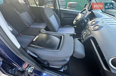 Хэтчбек Ford Fusion 2010 в 