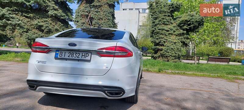 Седан Ford Fusion 2017 в Кременчуге