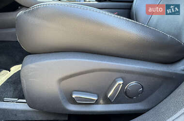 Седан Ford Fusion 2015 в 