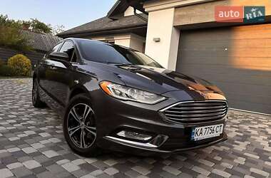 Седан Ford Fusion 2017 в Львове