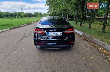Седан Ford Fusion 2020 в 