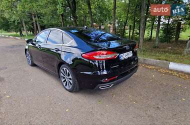 Седан Ford Fusion 2020 в 