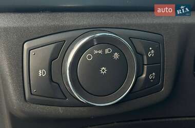 Седан Ford Fusion 2015 в 