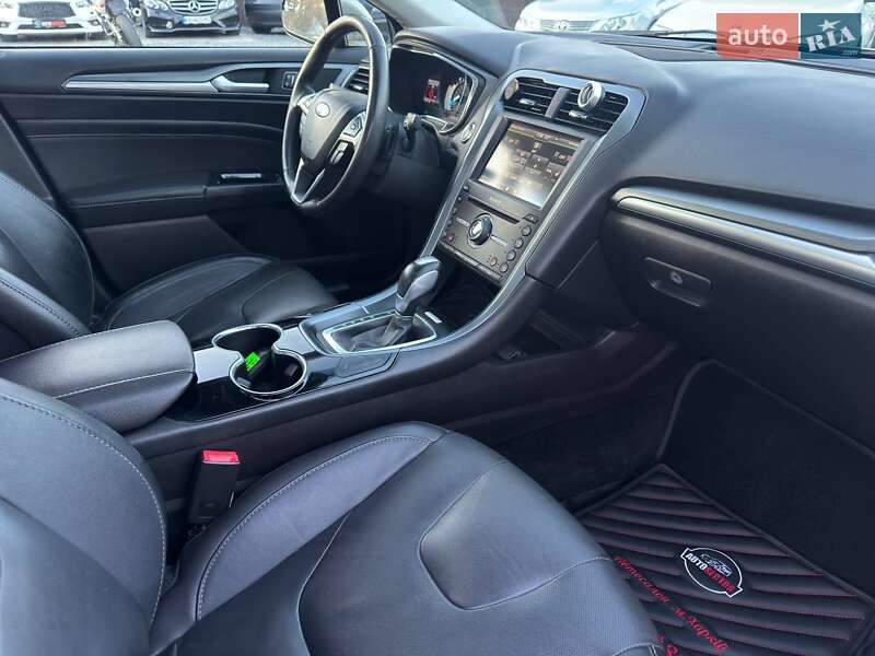 Седан Ford Fusion 2015 в Харкові
