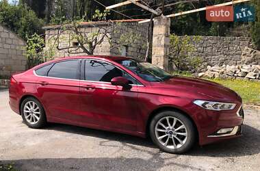 Седан Ford Fusion 2017 в 