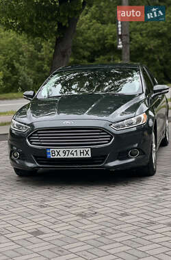 Седан Ford Fusion 2014 в Хмельницькому