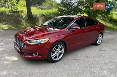 Седан Ford Fusion 2014 в Львове