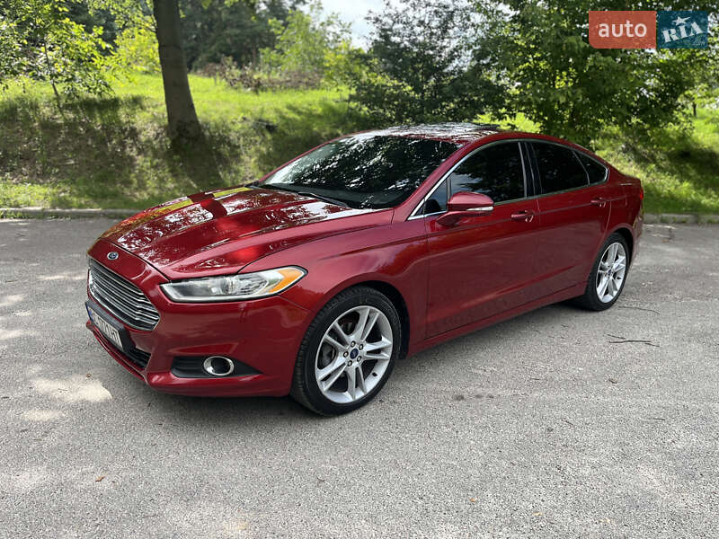 Седан Ford Fusion 2014 в Львове