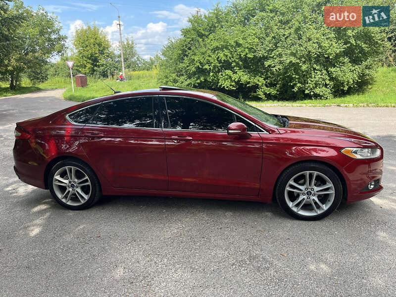 Седан Ford Fusion 2014 в Львове