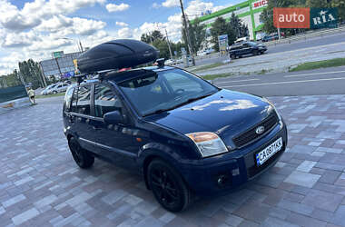 Хэтчбек Ford Fusion 2011 в 