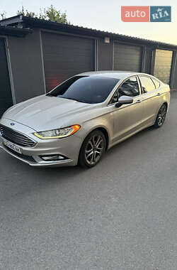 Седан Ford Fusion 2017 в 
