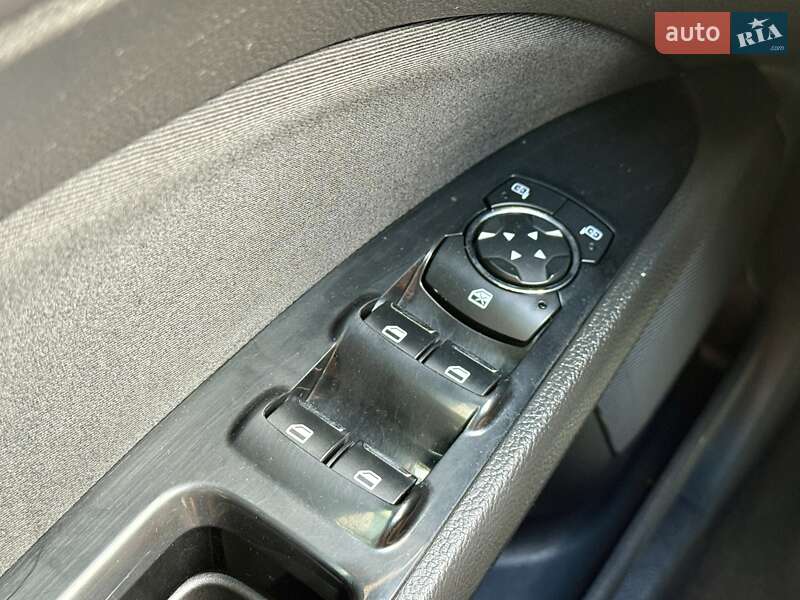 Седан Ford Fusion 2013 в Харкові
