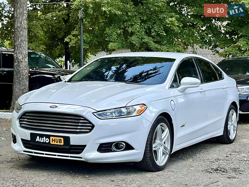 Седан Ford Fusion 2014 в Харькове