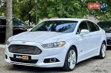 Седан Ford Fusion 2014 в 