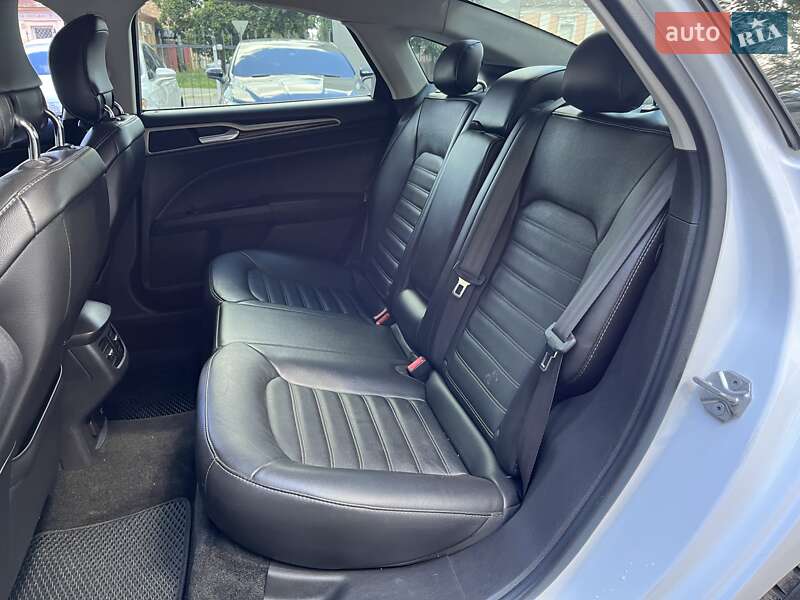 Седан Ford Fusion 2014 в Харькове