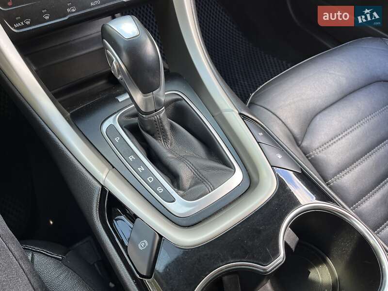 Седан Ford Fusion 2014 в Харькове