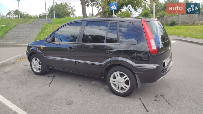 Хэтчбек Ford Fusion 2011 в Виннице