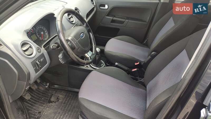 Хэтчбек Ford Fusion 2011 в Виннице
