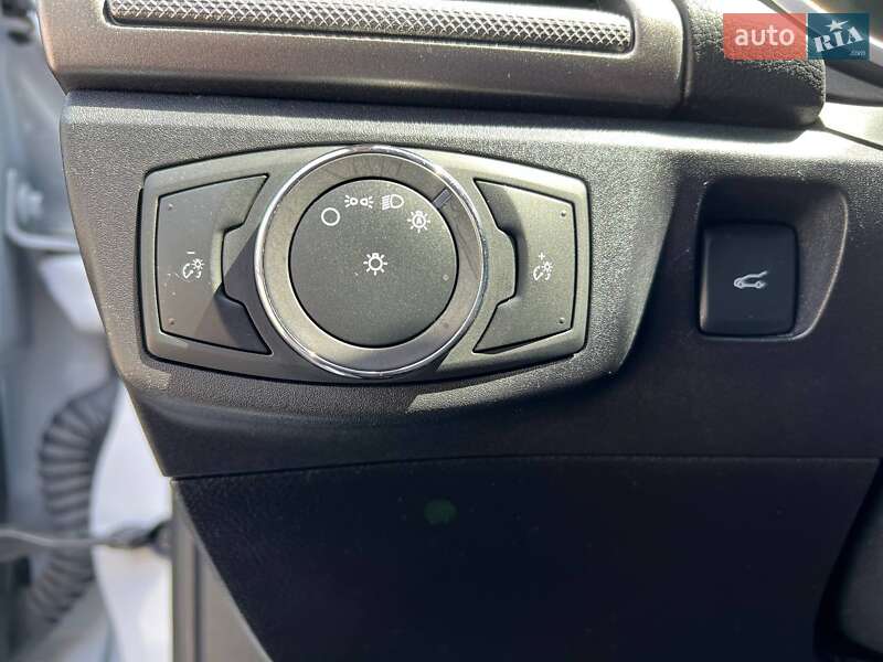 Седан Ford Fusion 2018 в Киеве