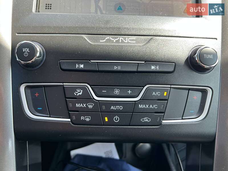 Седан Ford Fusion 2018 в Киеве