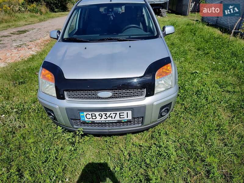 Хэтчбек Ford Fusion 2006 в 