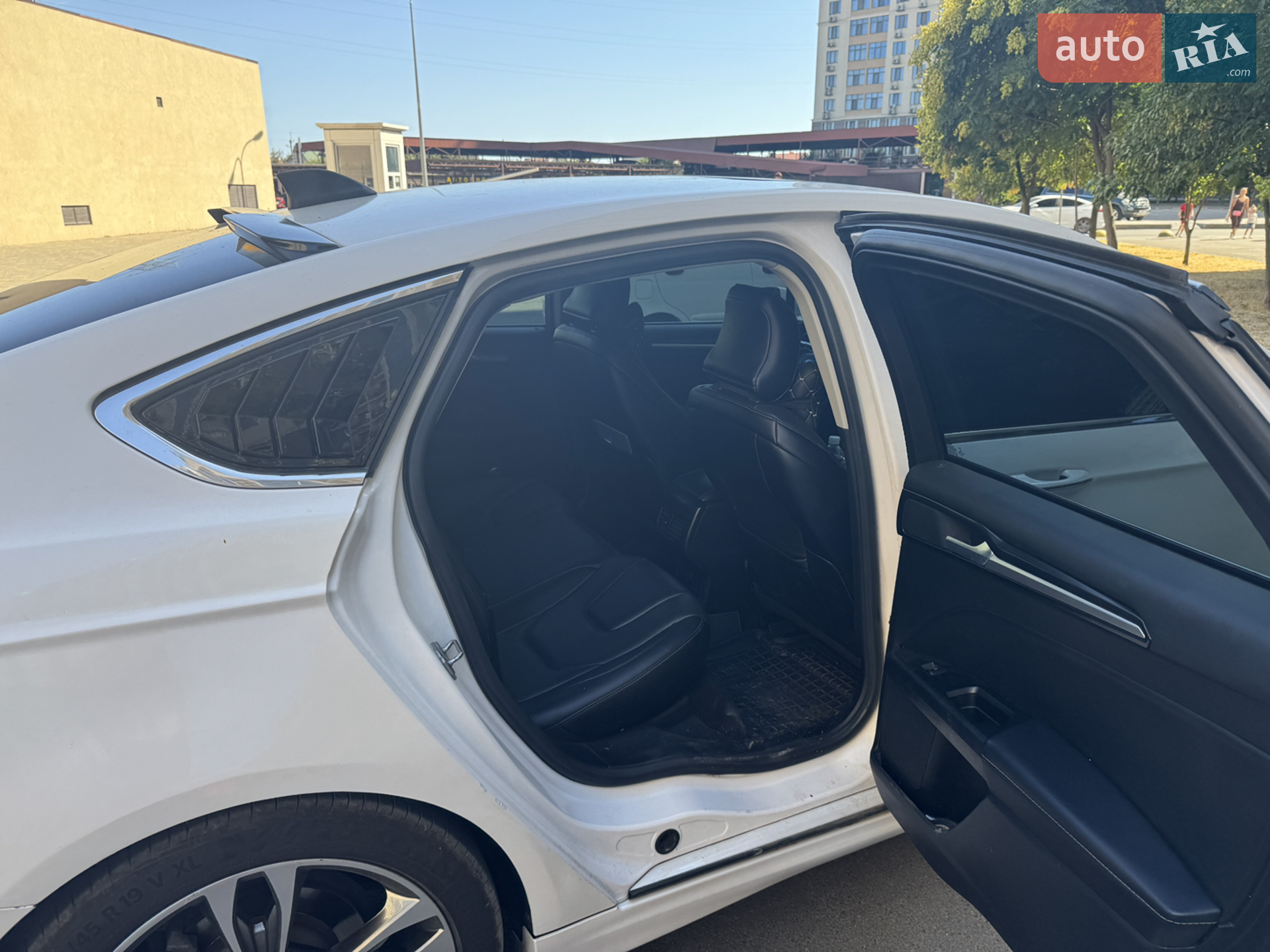 2016 Ford Fusion - мініатюра 9