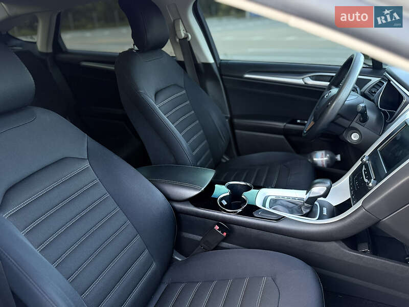 Седан Ford Fusion 2014 в Сумах