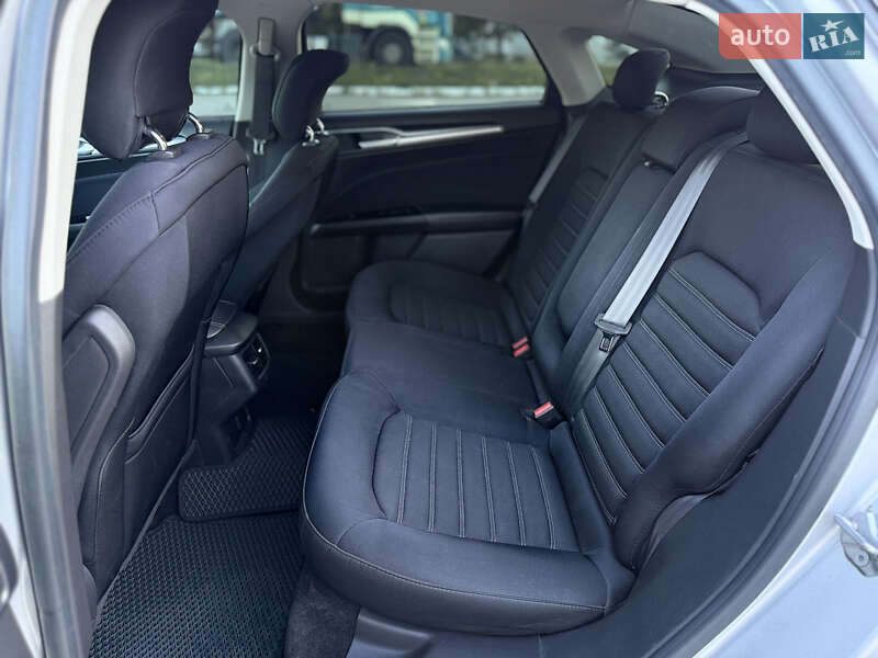 Седан Ford Fusion 2014 в Сумах