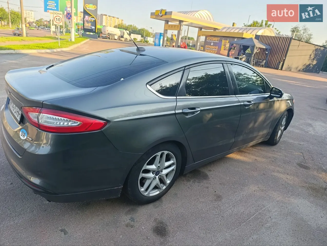 2016 Ford Fusion - мініатюра 18