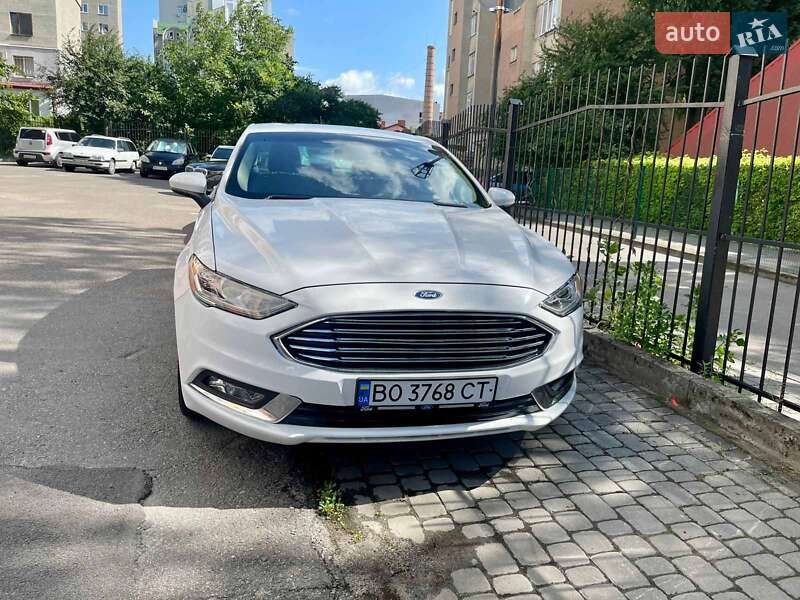 Седан Ford Fusion 2018 в Тернополі