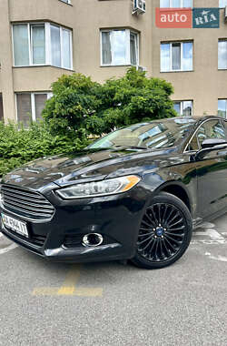Седан Ford Fusion 2016 в 