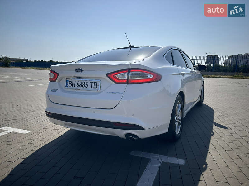 Седан Ford Fusion 2015 в Одессе