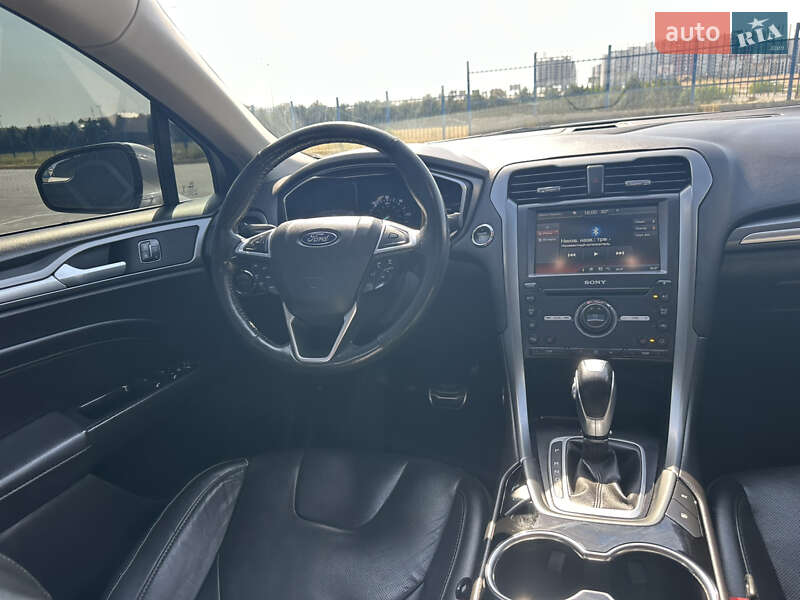 Седан Ford Fusion 2015 в Одессе
