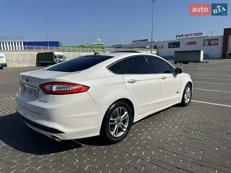 Седан Ford Fusion 2015 в Одессе