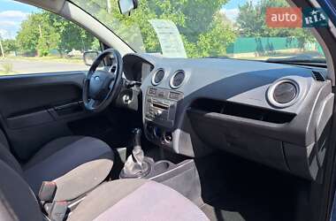Хэтчбек Ford Fusion 2008 в 